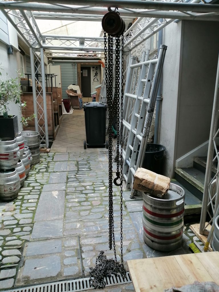 Chain Hoists 2 ton 6 mtr lift used once ideal for exhibition OptiKinetics Metal Worx Penn Elcon Aluminium Trussing machanic Garage engine lifting for sale The Old Coaching Inn Brixham TQ5 8AG  